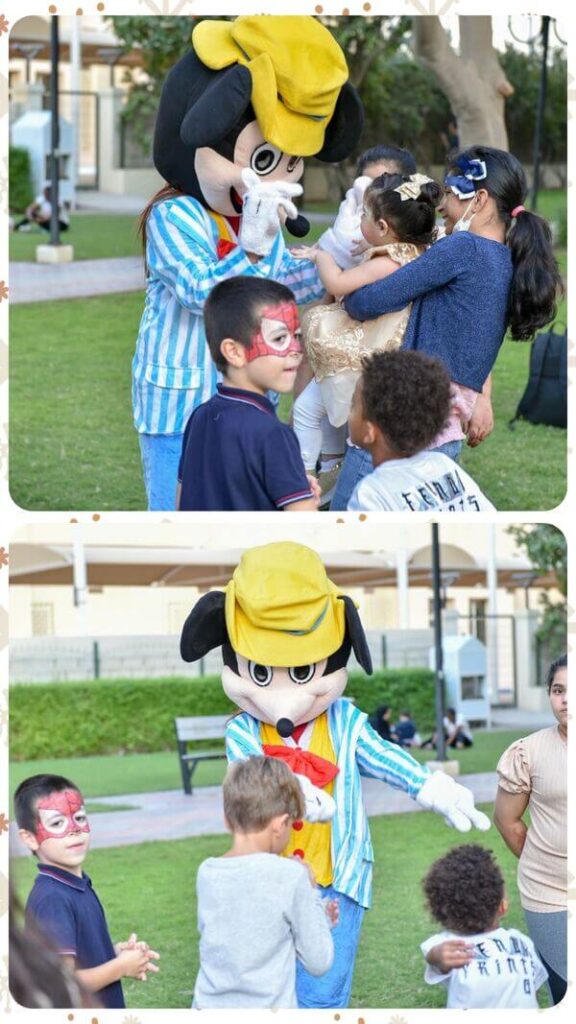 Micky-costume-artist-playing-with-kids