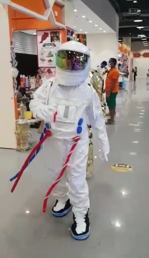 kids-karnival-astronaut-costume-for-rent-near-me