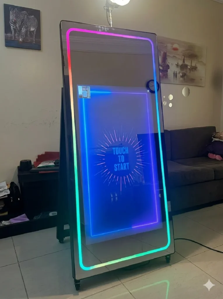led-mirror-photo-booth-rental-in-dubai